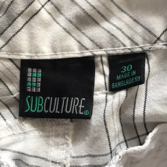 White with gray plaid  shorts - Picture 2 of 2